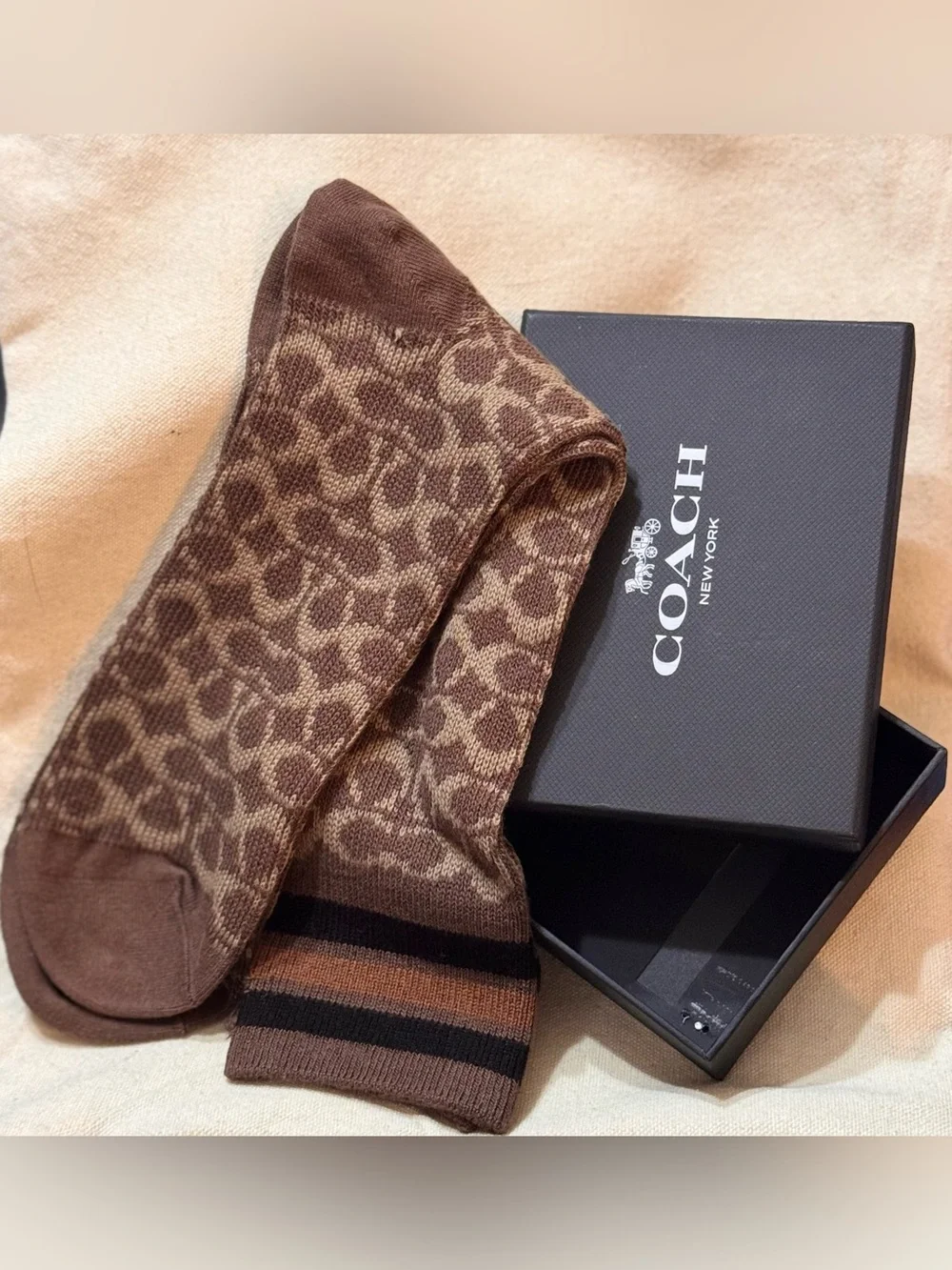 Coach CM069 Men’s Signature Calf Socks (Brown) - NWT